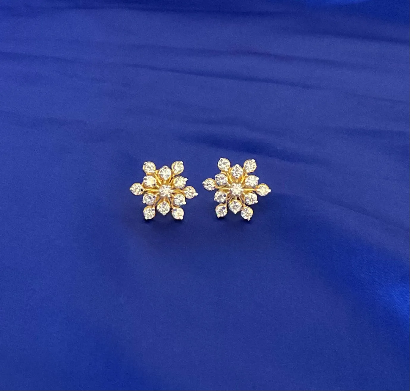 Elegant Snowflake Studs