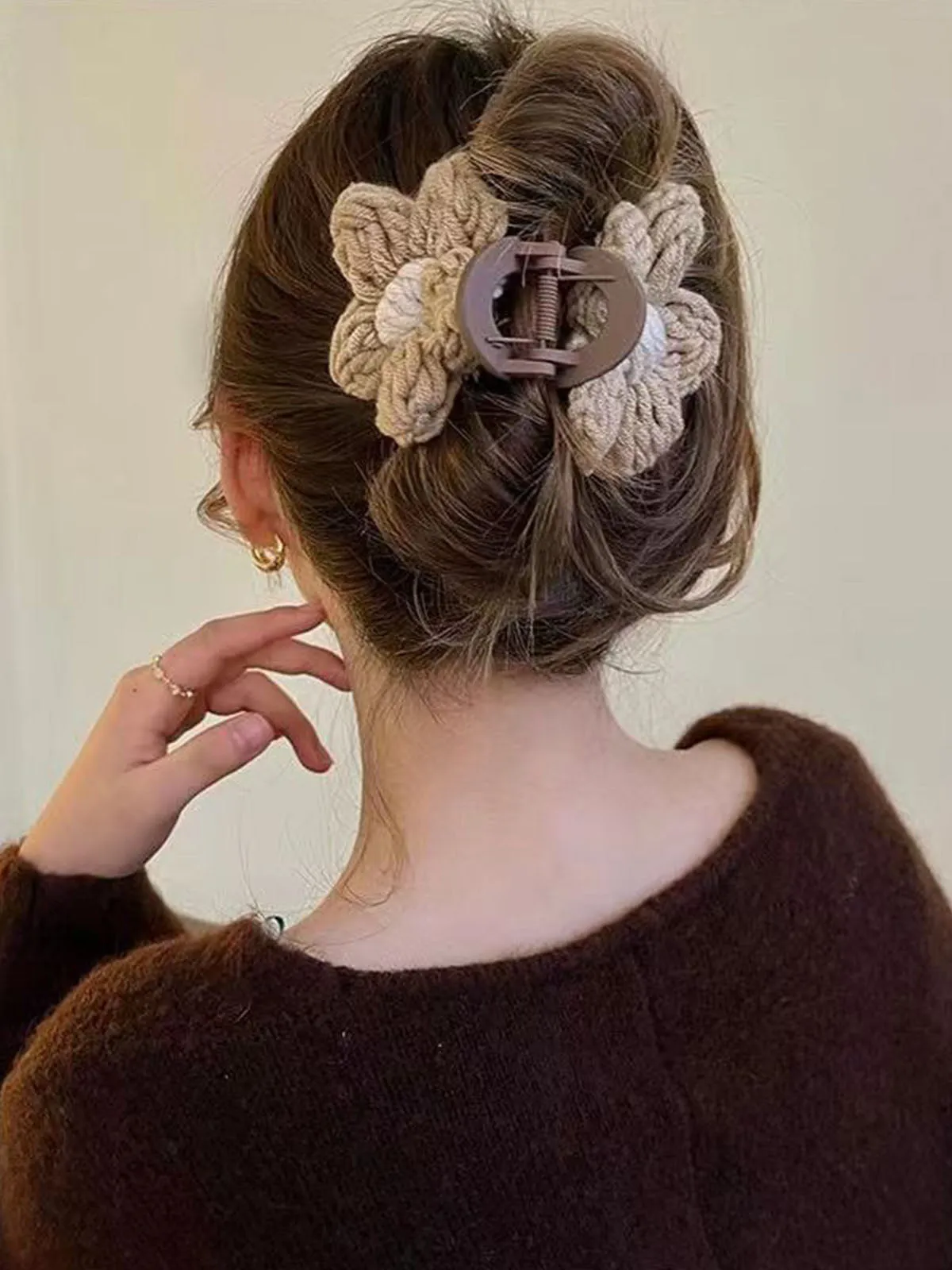 Elegant Wool Flower Claw Clip