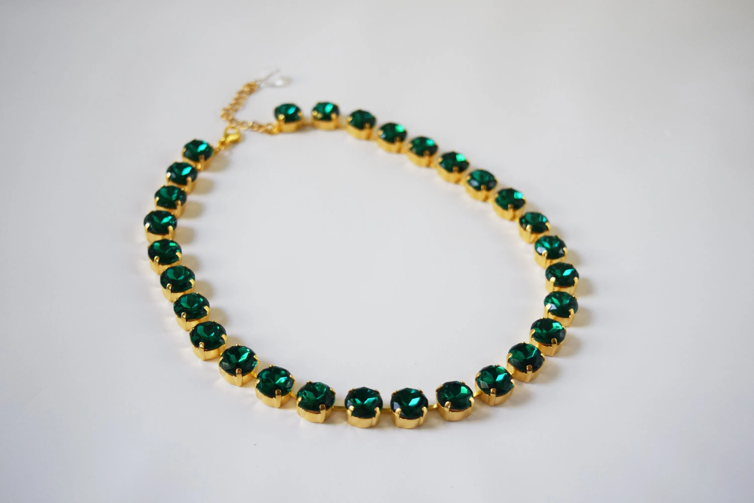 Emerald Green Paste Crystal Riviere Necklace - Small Round