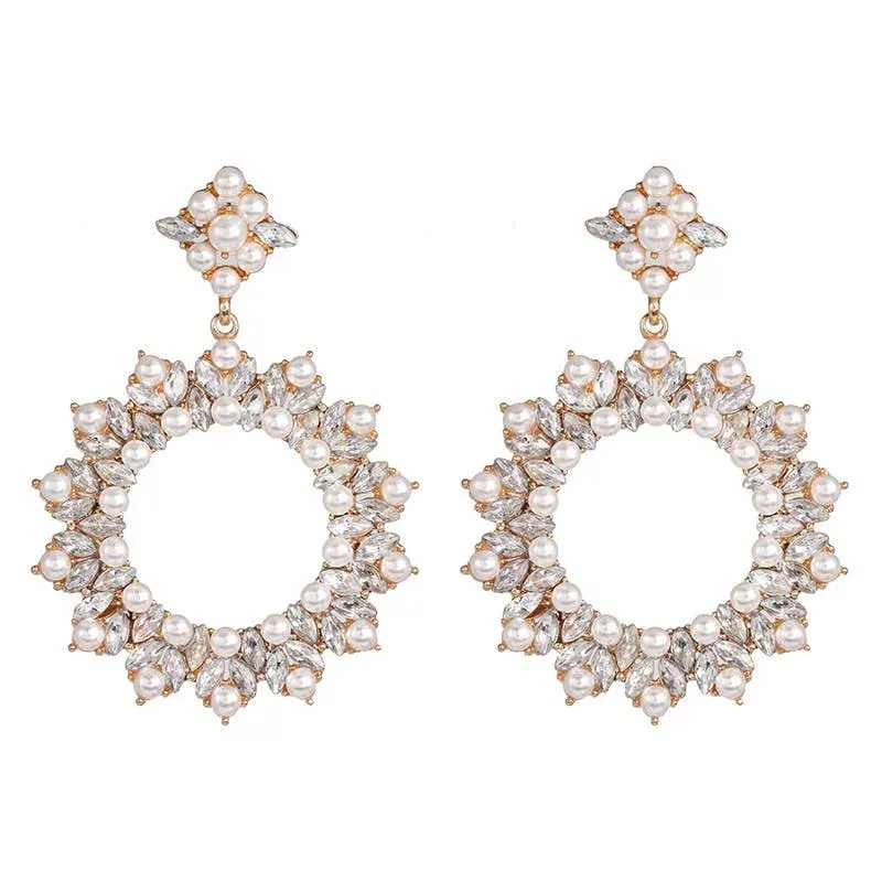 Enchanting Elegant Pearl & Crystal Earrings