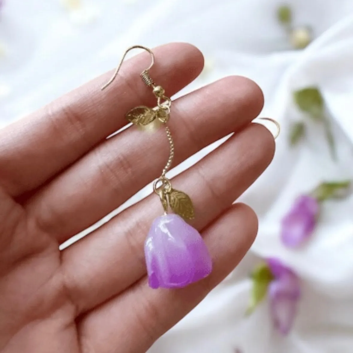 Minimalist - Sweet purple roses earrings |Kawaii cute fun chain earrings | korean art colourful dangle earrings | buttefly flower crystal clear beads