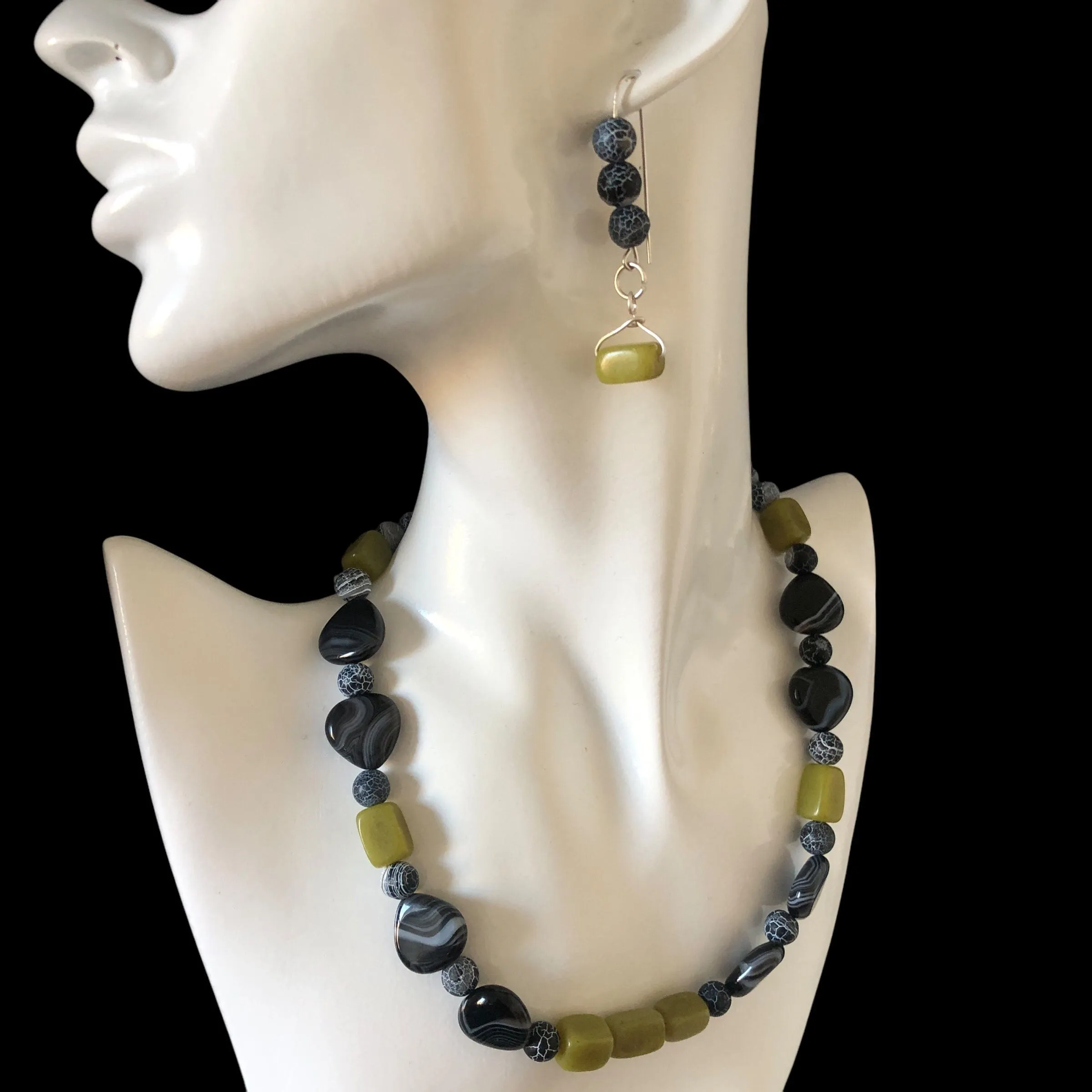 Olive Jade, Black Striped and Frost Cracked Agates Beaded Necklace