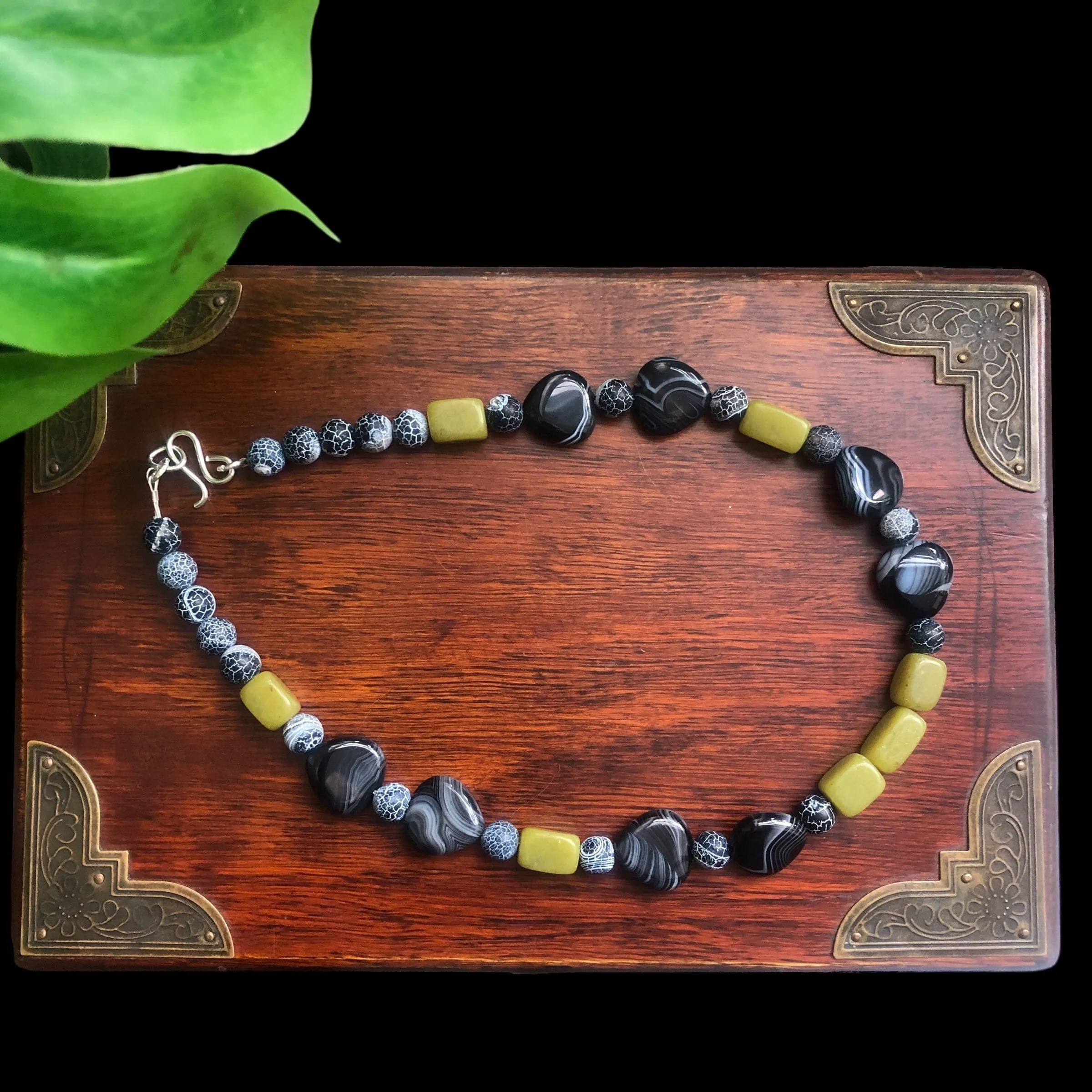 Olive Jade, Black Striped and Frost Cracked Agates Beaded Necklace