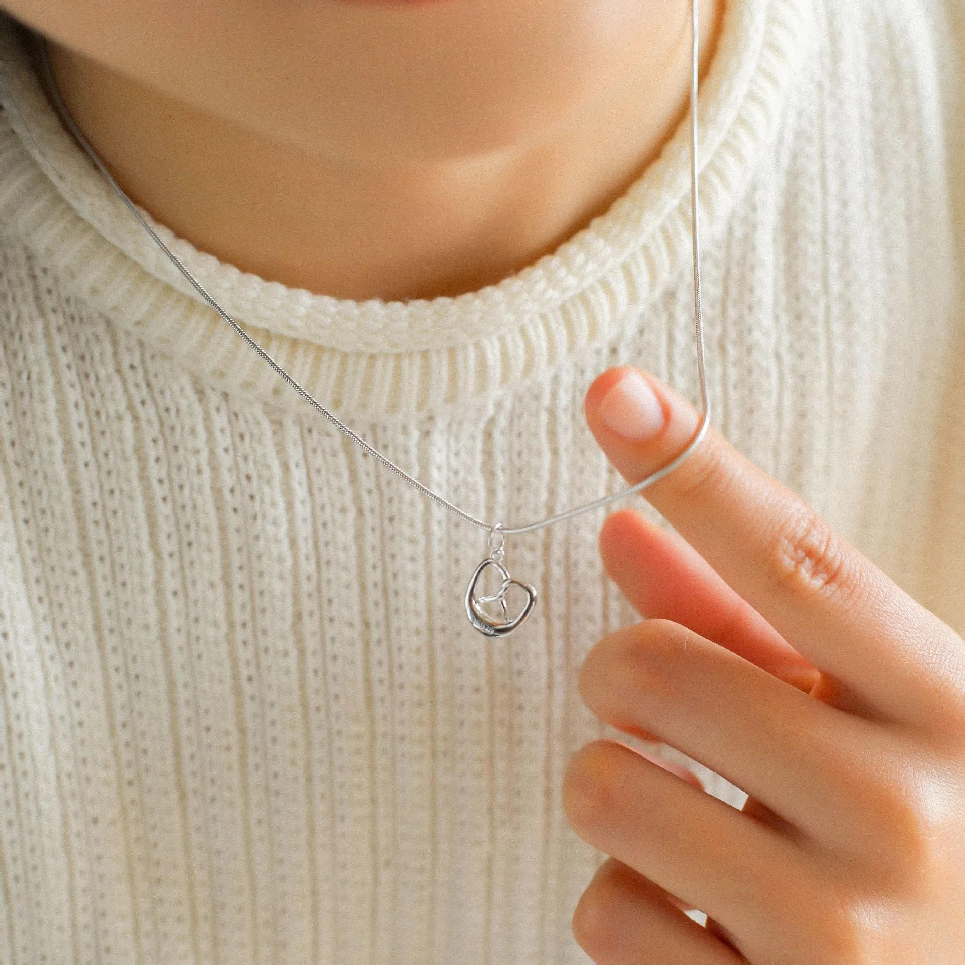 Simple Alkaline Water Bread Pendant Necklace